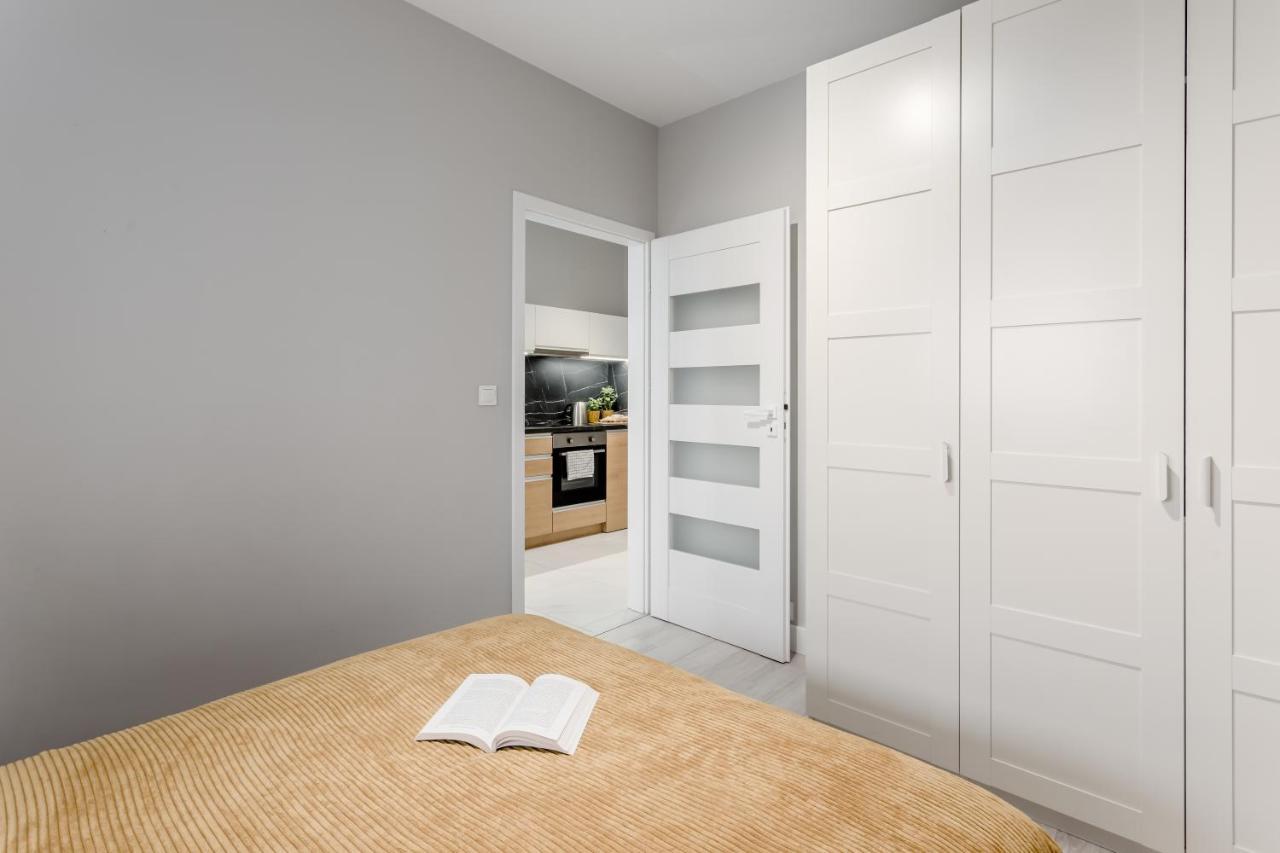 City View Apartments วอร์ซอ ภายนอก รูปภาพ